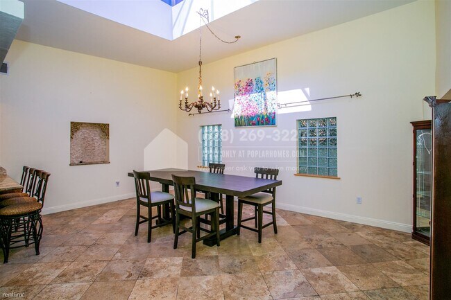 Building Photo - 5 br, 2.5 bath House - 3920 Mountain Trail...