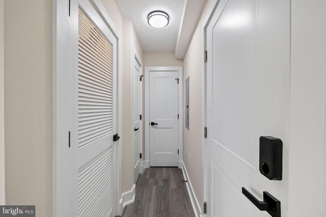 Foto del edificio - 3517 14th St NW