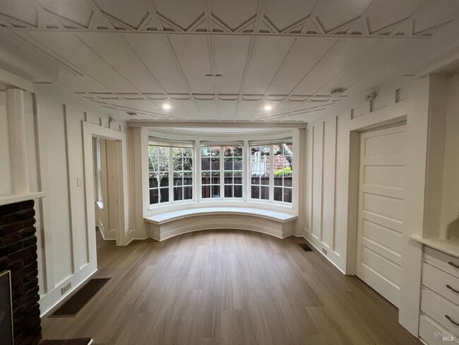 Foto del edificio - 127 Bolinas Ave