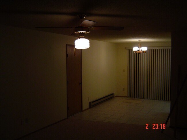 Foto del edificio - 1815 101st St S