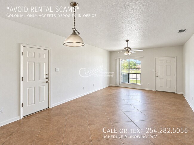 Foto del edificio - 3709 Dustin Ct