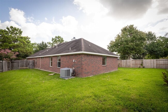 Building Photo - 24523 Rathford Ct