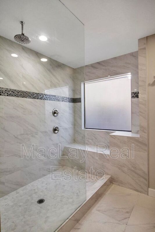 Building Photo - 16020 S 39th Pl