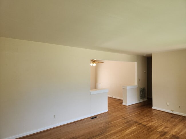 Building Photo - BROOKFIELD PARK