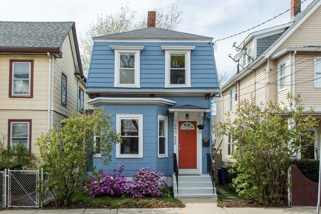 Photo - 330 Lowell St (Somerville, MA)