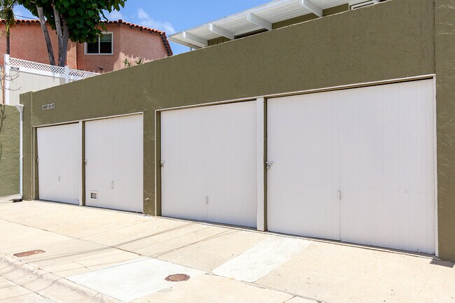 Foto del edificio - 2621 Dove St
