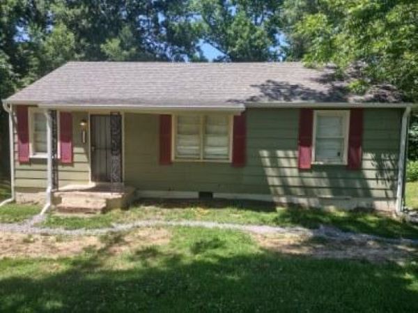 Primary Photo - 1708 Dabbs Ave