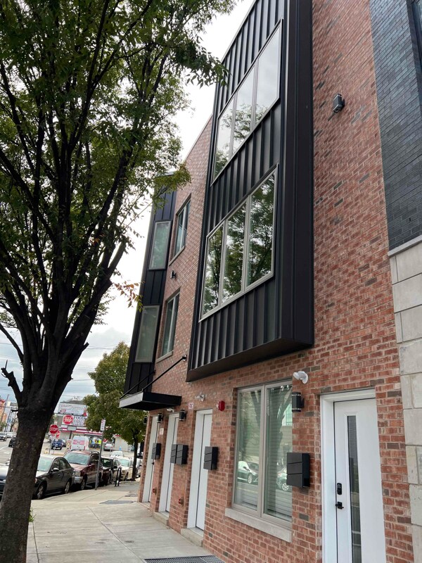 Foto principal - 2554 Frankford Ave
