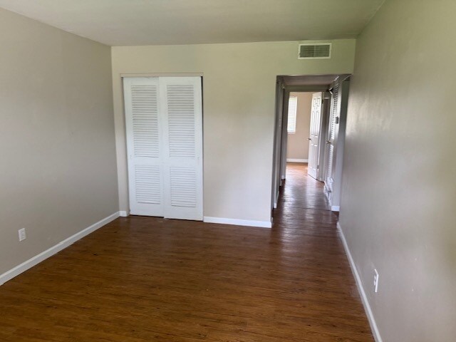 Foto del edificio - 671 Southwell Ln