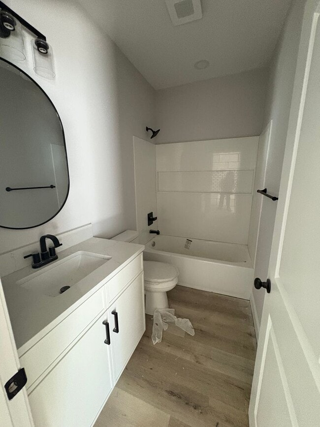 Foto del edificio - Now Leasing –  New Construction 3 Bedroom,...