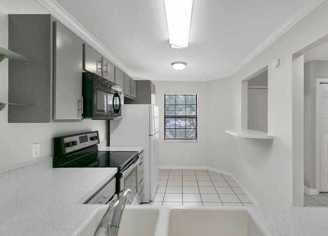 Foto del edificio - 205 Arbor Cir