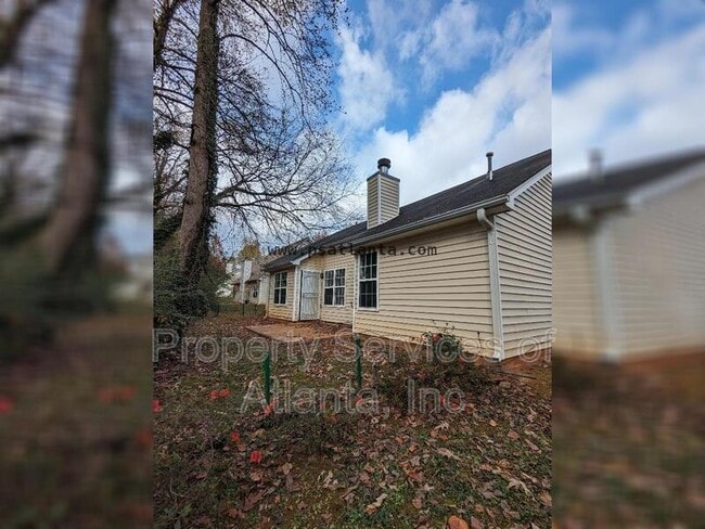Building Photo - 3821 Leprechaun Ct