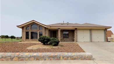 Building Photo - 4301 Loma Hermosa Dr