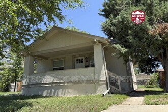 Building Photo - 1982 S Corona St