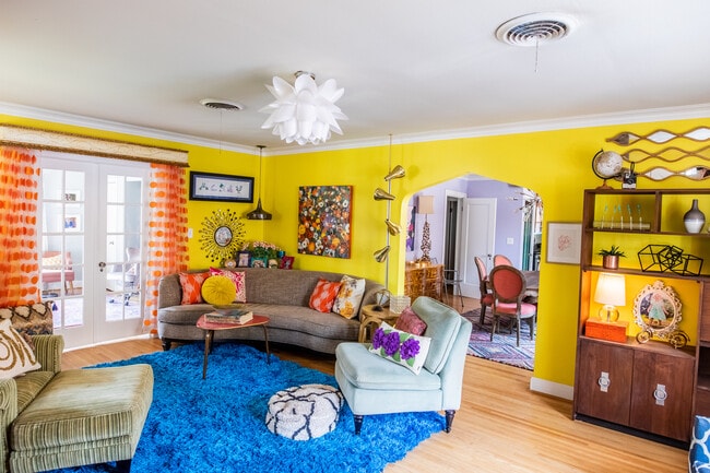 Living Room - 2404 S Harrison St