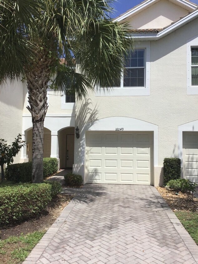 Primary Photo - 16049 Ravina Way