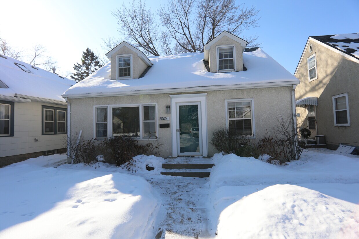 Foto principal - 3130 Hayes St NE