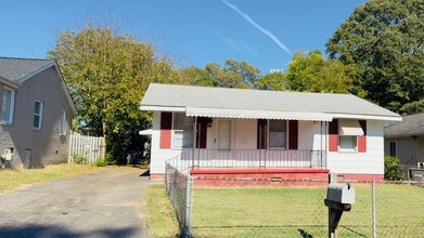 Building Photo - 752 Whitlock St