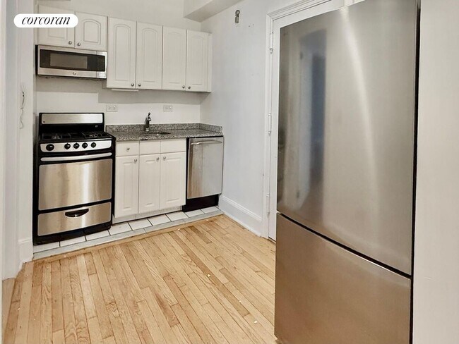Foto del edificio - 210 E 68th St