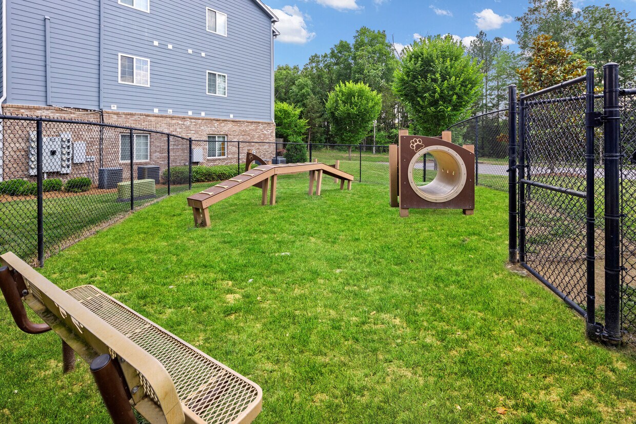 Conrad at Concord Mills 9015 Kings Grant Dr Charlotte, NC 28262