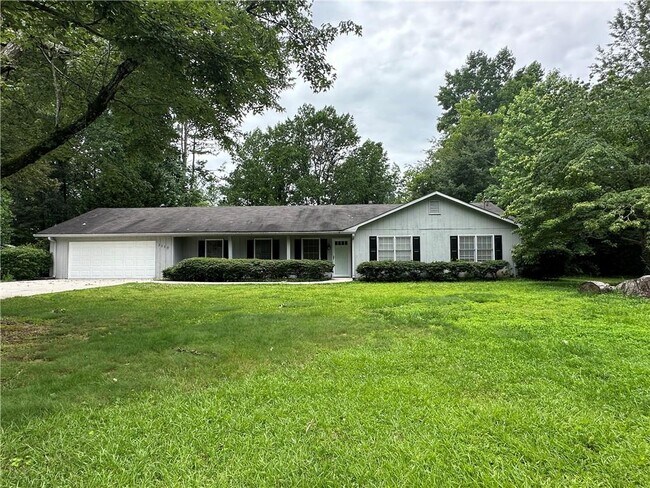 Foto del edificio - 3559 Ulster Ln NE