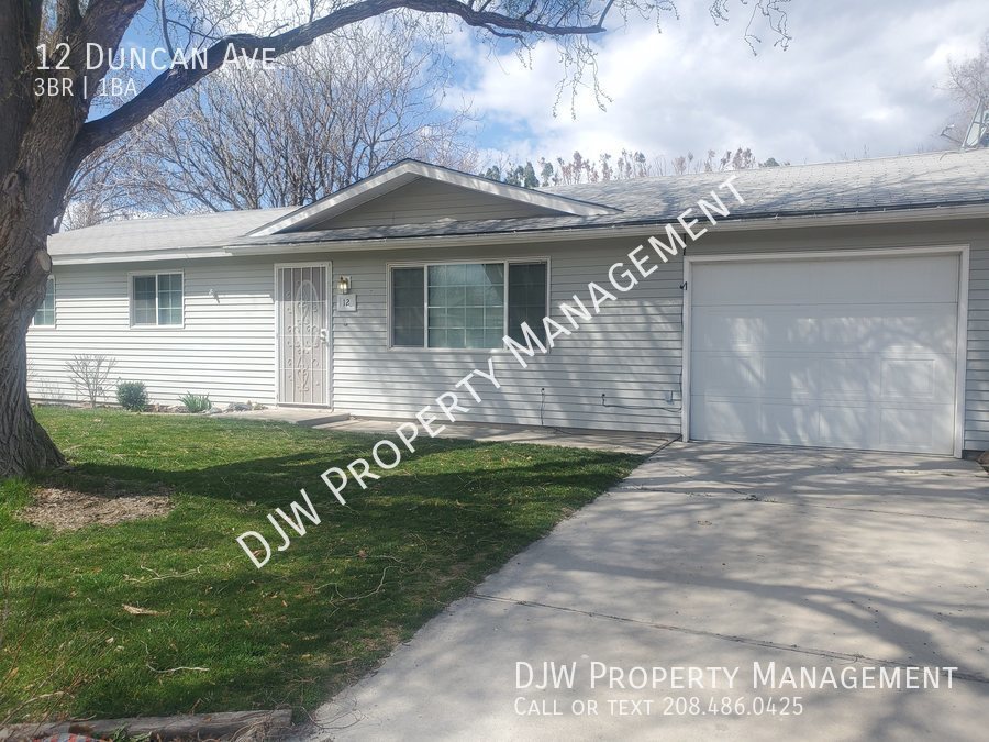 12 Duncan Ave, Middleton, ID 83644 House Rental in Middleton, ID