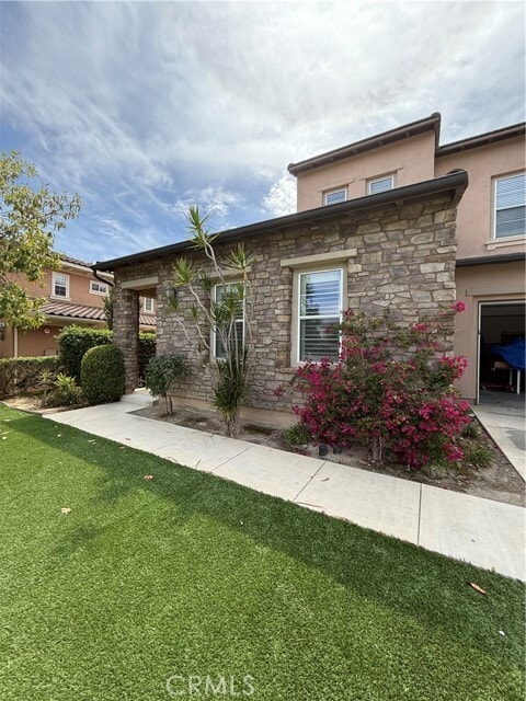 Building Photo - 15661 Canon Ln