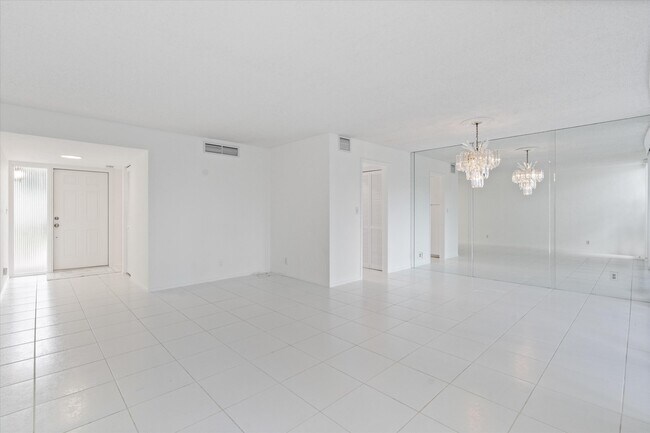 Foto del edificio - 609 Bridgewood Dr