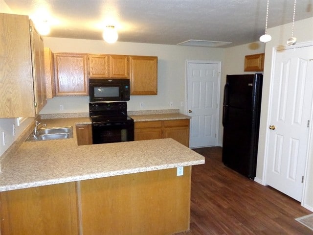 Building Photo - 4445 S Wakeport Bay