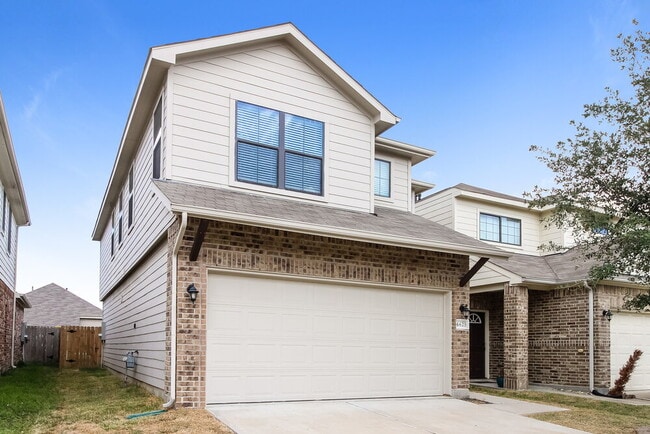 Building Photo - 6623 Sharpstone Creek Ln