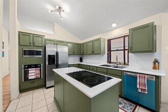 Building Photo - 12635 Ashford Chase Dr
