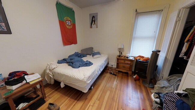 Building Photo - 14 Hancock St