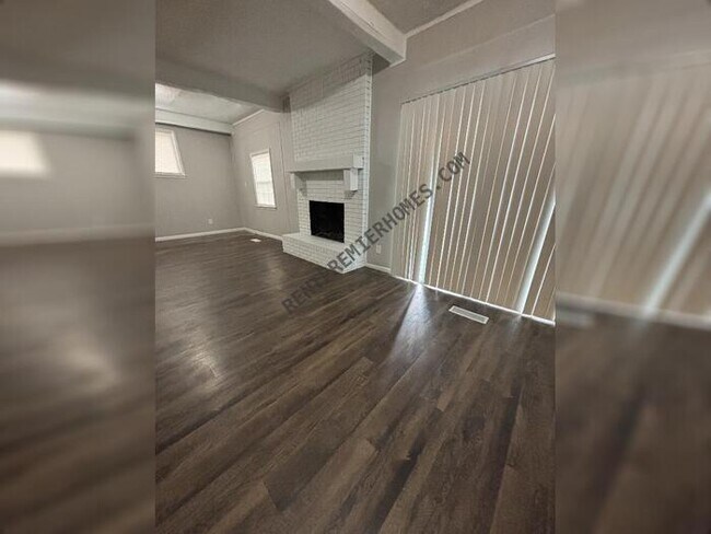 Foto del edificio - 56 Glenmere Dr