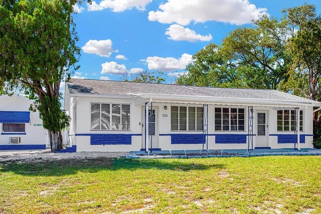 Building Photo - 308 S Mars Ave