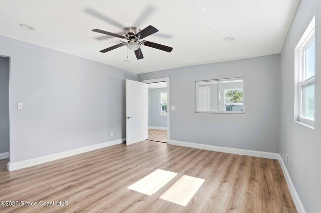 Foto del edificio - 1610 Craig Ave