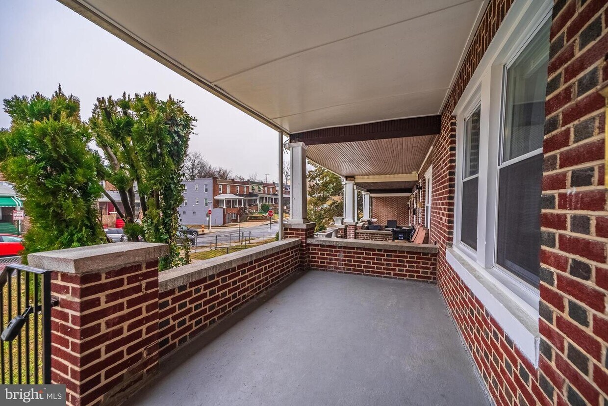 76 S Kossuth St, Baltimore, MD 21229 Townhouse for Rent in Baltimore