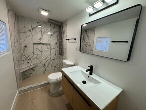 Building Photo - 1800 Gordon St