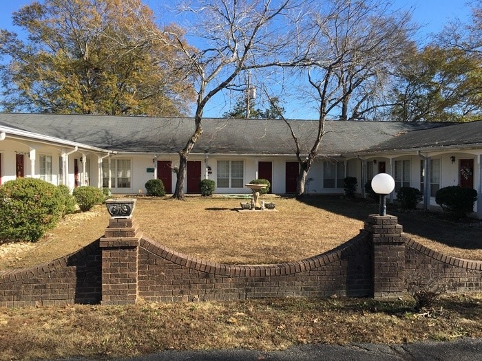 1805 Gamble Ave Unit 6, Jasper, AL 35501 Room for Rent in Jasper, AL