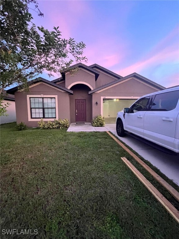 Foto principal - 742 Ctr Lk St