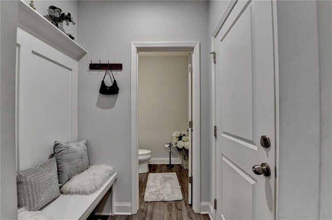 Foto del edificio - 6010 Bracken Brown Dr