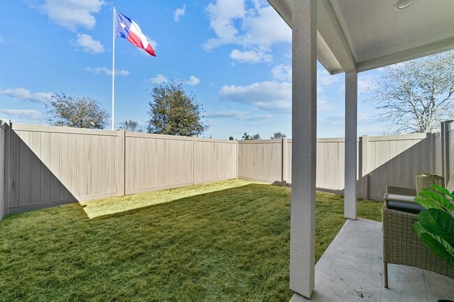 Building Photo - 865 Limmer Loop