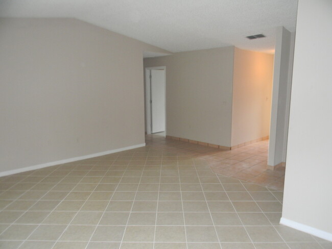 Foto del edificio - 4 bedroom / 2bath Home for Rent Kissimmee