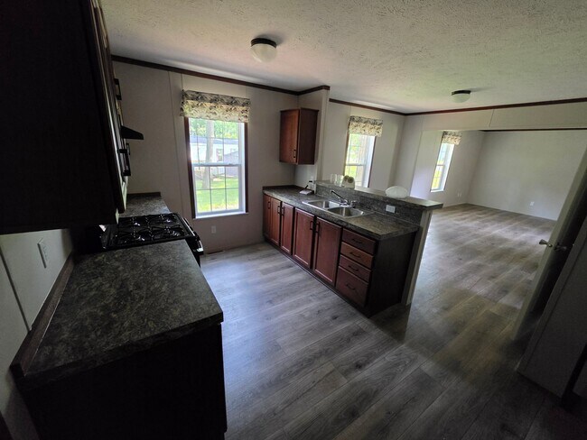 Building Photo - 12515 Bonnie Ln
