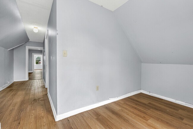 Foto del edificio - 139-141-141 Homestead Ave