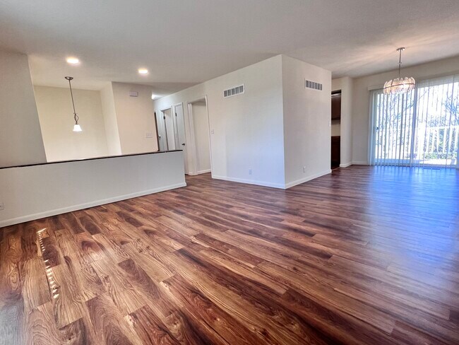 Main Level LR - 2706 S 1st St