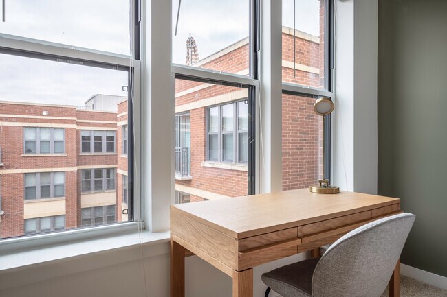 Foto del edificio - 5906 Halpine Rd