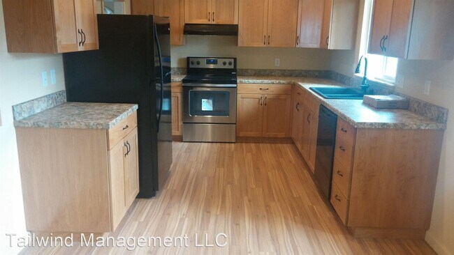 Building Photo - 5 br, 2 bath House - 2122 Wingate Lane