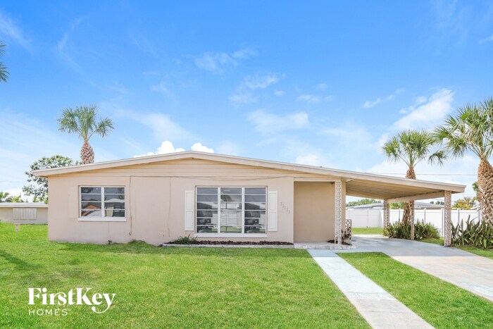 Foto principal - 22122 Beverly Ave