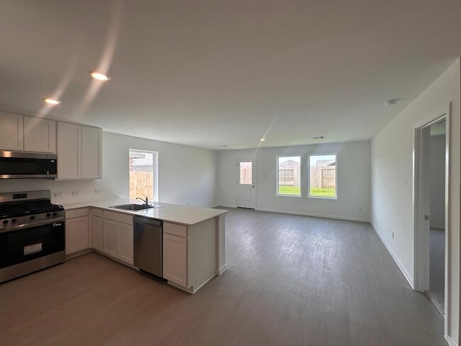 Building Photo - 26906 Rosebay Wds Dr