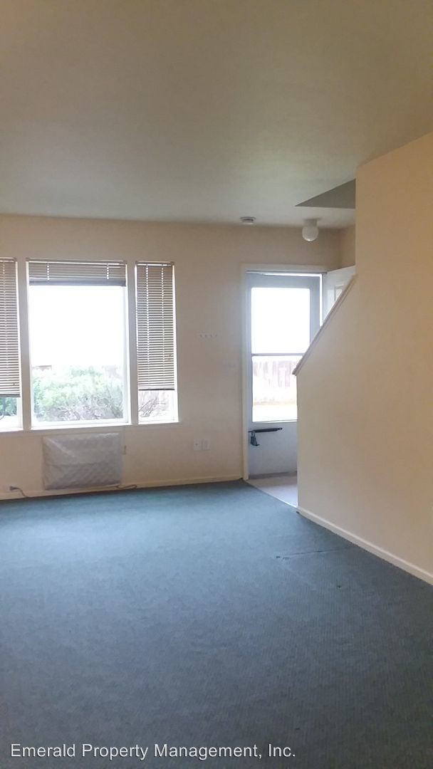 Building Photo - 6280 Aster St